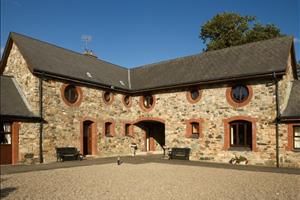 Moneylands Farm